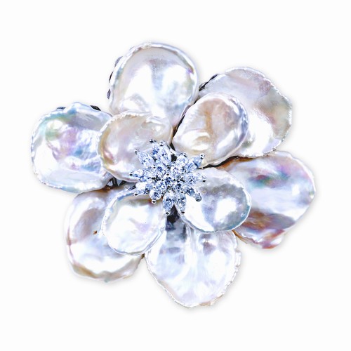 Fresh Water Pearl and CZ (Cubic Zirconia) Flower Pin